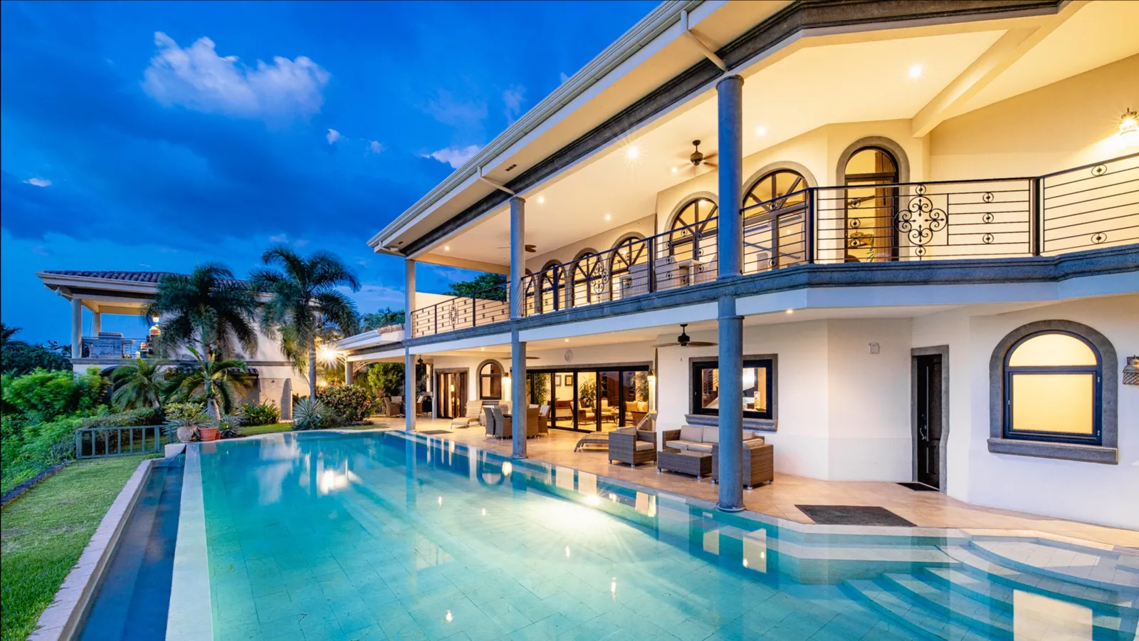 Zindis luxury vacation rental experience