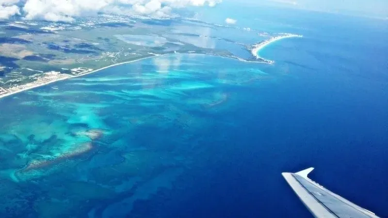 water next to the ocean