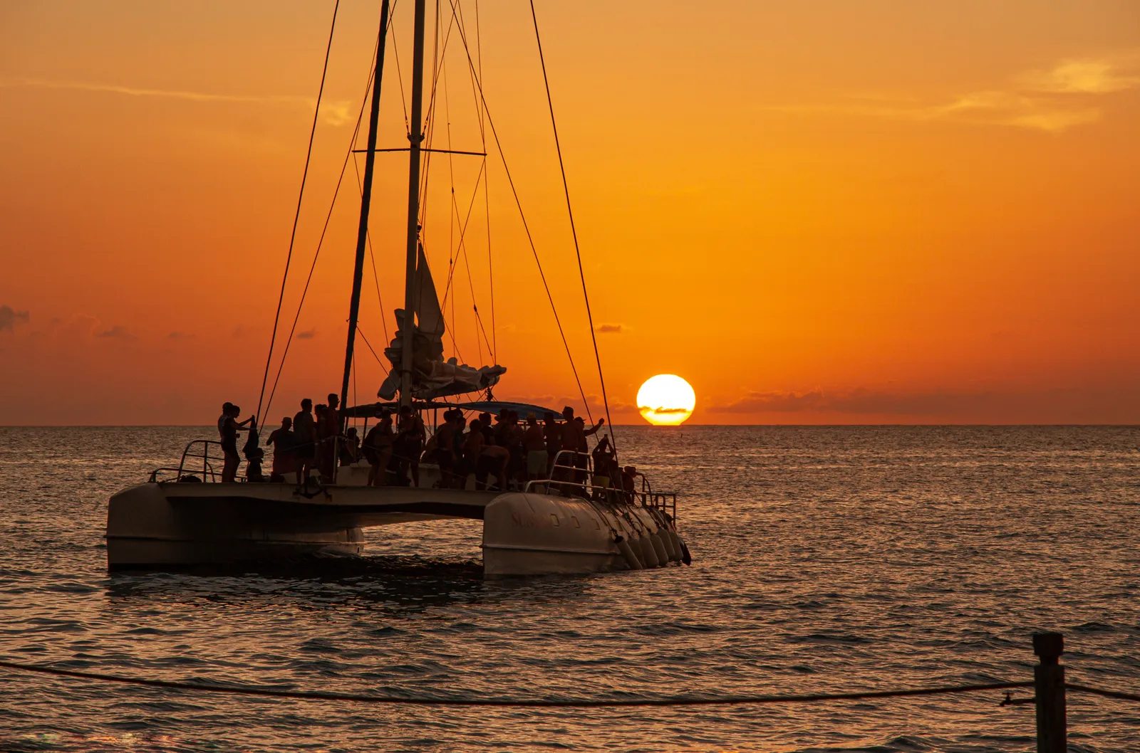 Catamaran sunset cruise in Guanacaste, Costa Rica — Zindis curated tours and experiences