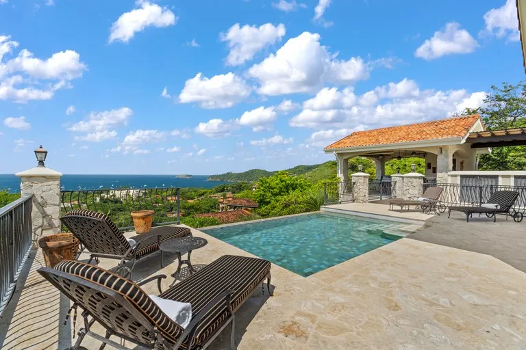 Top 5 Villas for Families in Guanacaste: Space, Comfort & Experiences Designed to Bring Everyone Together